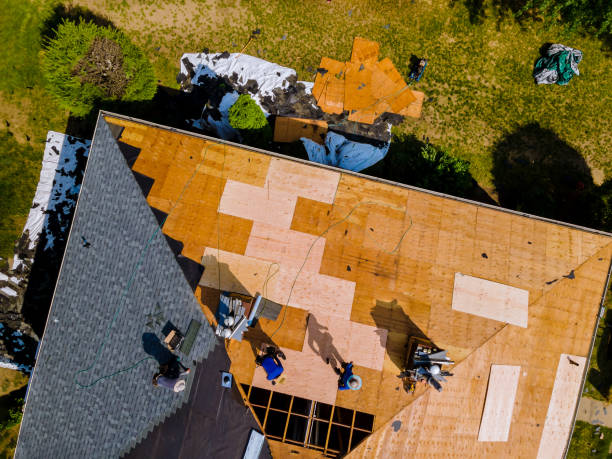 Best Emergency Roof Repair  in Wathena, KS